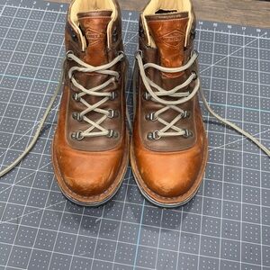 Merrell women’s size 9 leather Waitsfield boot